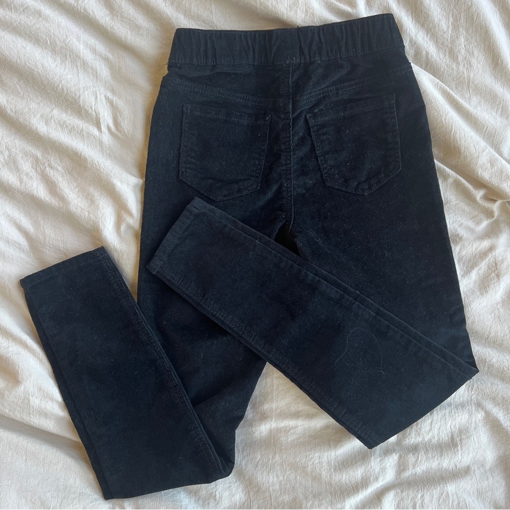 BNWT Girls skinny corduroy pull on pants  size 8-9